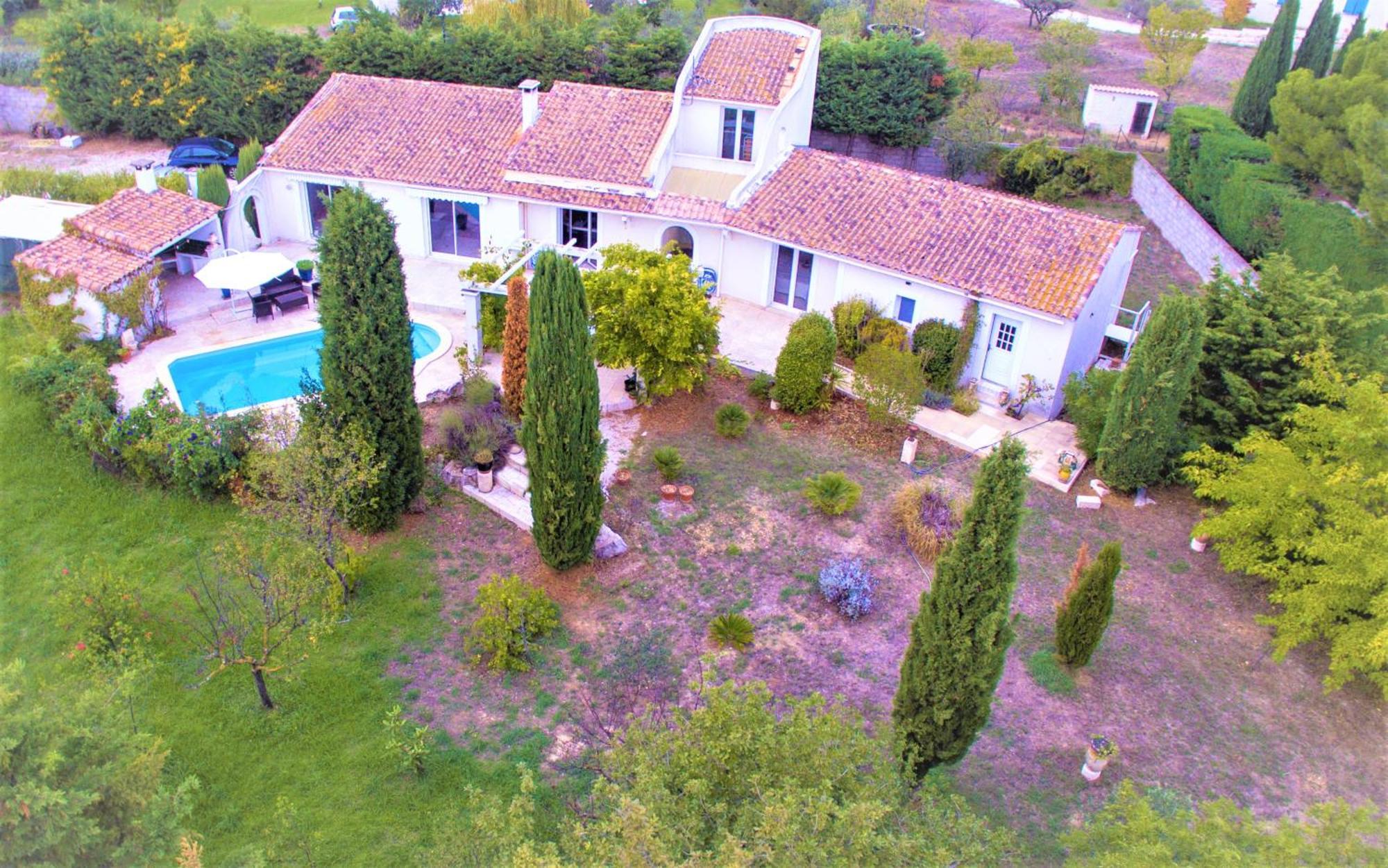Ibis - Villa Avec Piscine, Jardin Et Parking Arles Exteriör bild
