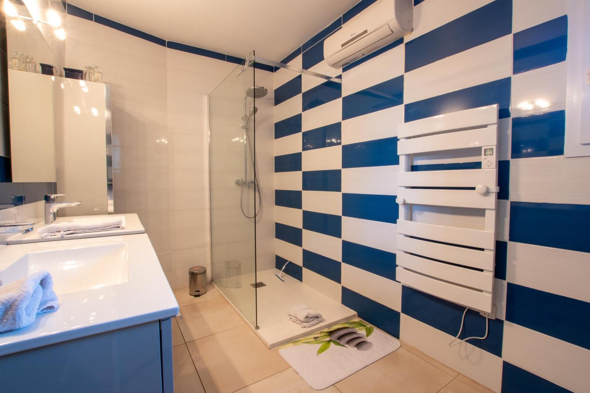Ibis - Villa Avec Piscine, Jardin Et Parking Arles Exteriör bild